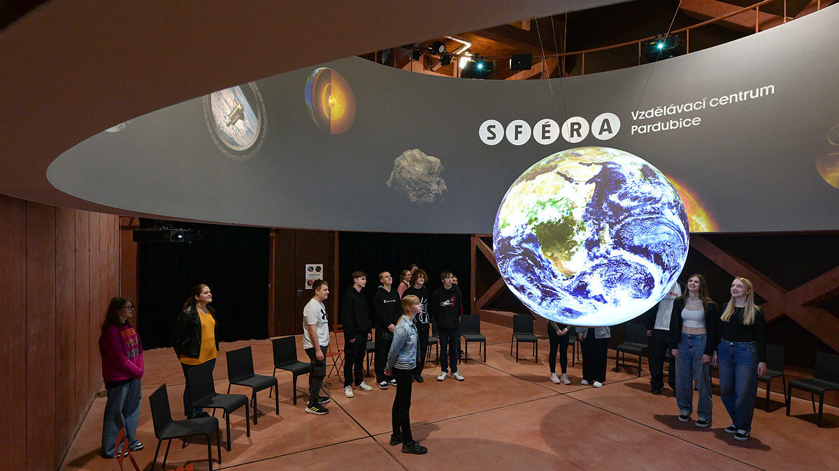 systems_reference_science-on-a-sphere-pardubice_24